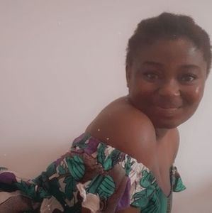 Meet your Posher, Alexia